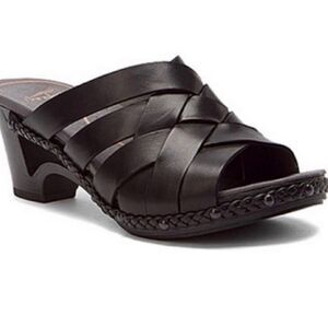 Dansko Tory black leather cross strap clog sandal size 39/8.5
